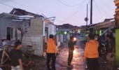 Diterpa Angin Kencang, Puluhan Rumah Rusak di Subang