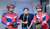 Damkar Selamatkan Wanita yang Terjebak Dalam Lift Kantor Percetakan di Jakut